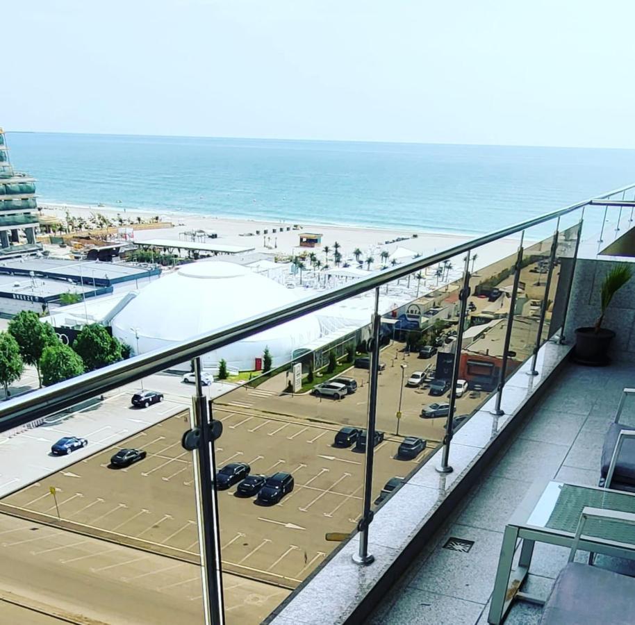 Seaview Cancun Apartments Summerland Mamaia Kültér fotó