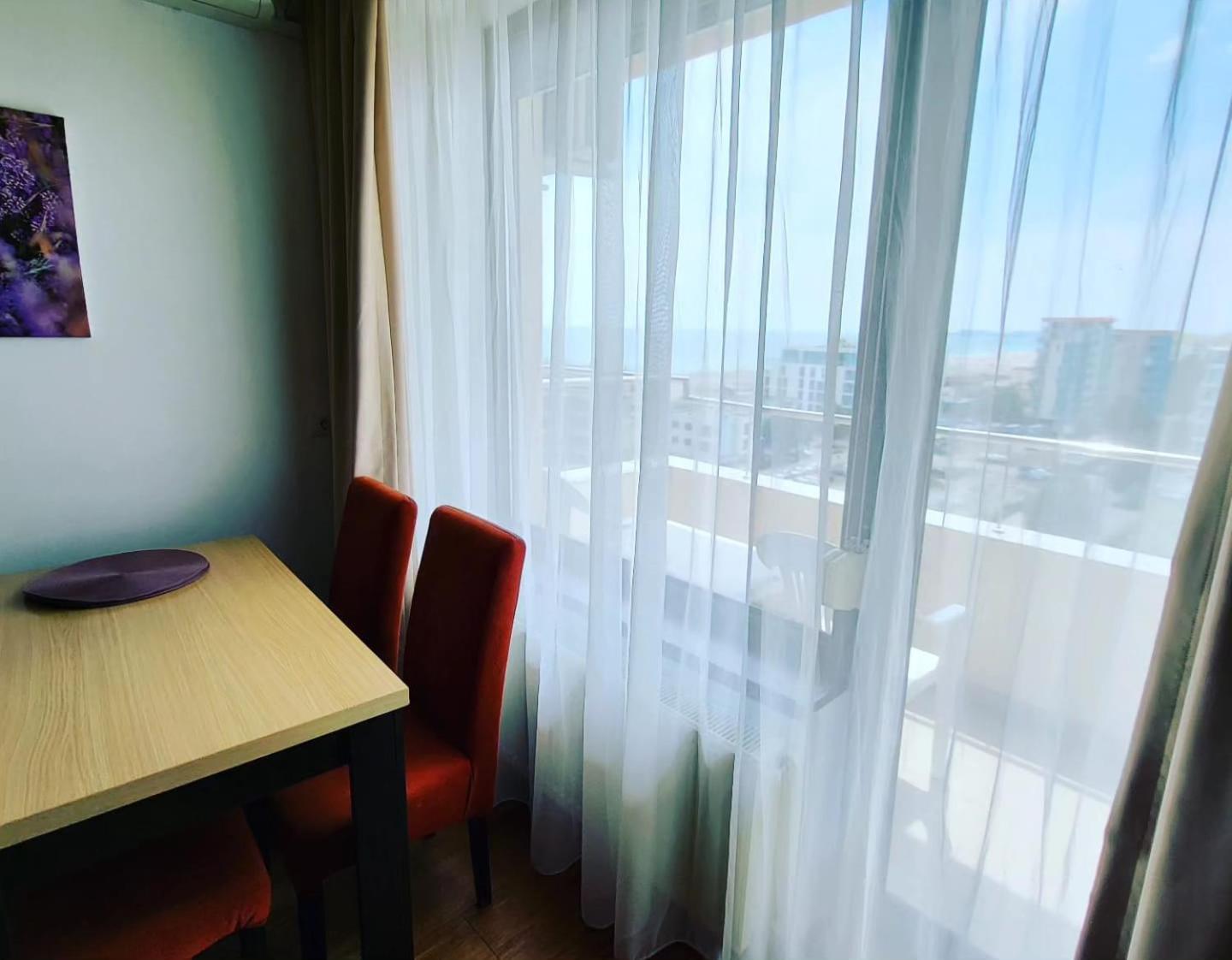 Seaview Cancun Apartments Summerland Mamaia Kültér fotó